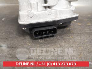 Nissan Navara EGR Klep O9990006386 foto 4