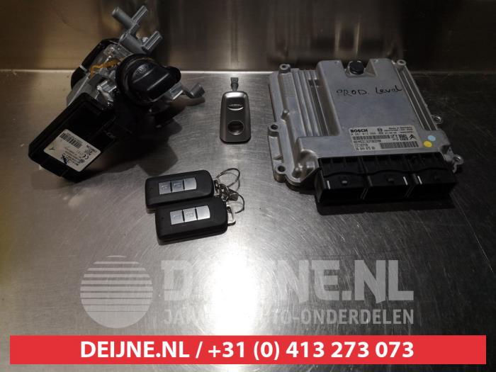 Gebruikte Computer Motormanagement Mitsubishi Outlander (CW) 2.2 DI-D 16V 4x4 Prijs € 200,00 Margeregeling aangeboden door V.Deijne Jap.Auto-onderdelen BV
