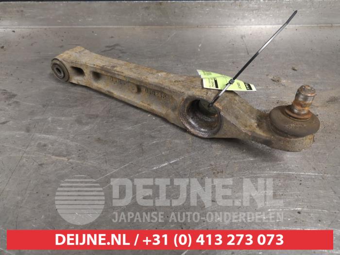 Suzuki Wagon R+ Draagarm onder links-voor O418501