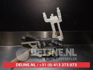 Hyundai Santafe Deurslot Mechaniek 4Deurs links-achter O280025 foto 2