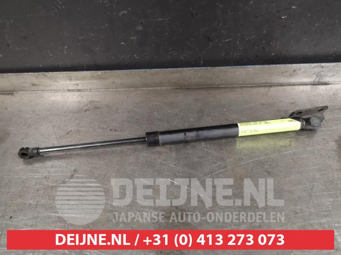 Mitsubishi ASX Gasdemper links-achter O419687