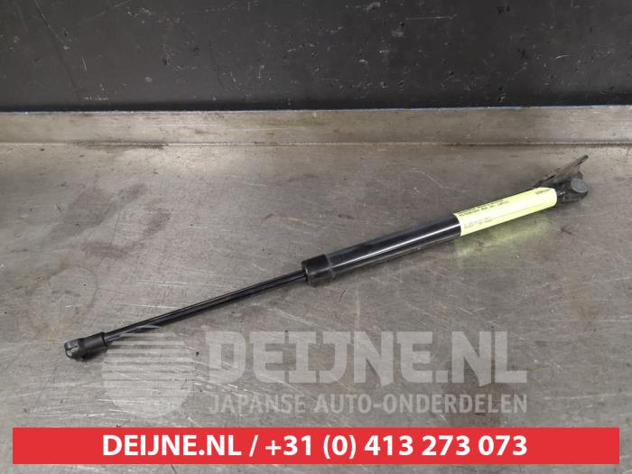 Mitsubishi ASX Gasdemper rechts-achter O419688