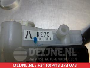 Mazda MX-5 Steering column stalk O308289 photo 2