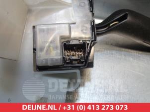 Mazda 3 Steering column stalk O308179 photo 4