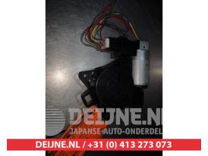 Mazda 6 Door window motor O292046 photo 2