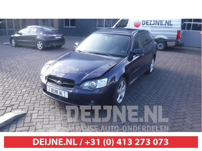 Subaru Legacy Bumper Rooster O419966