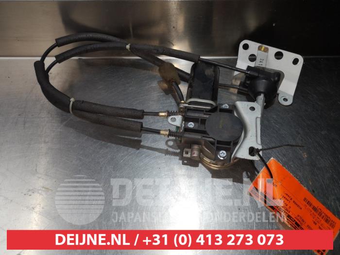 Kia Carnival Rear door window mechanism 4-door, left O290535
