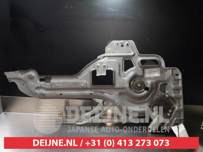 Kia Carnival Rear door window mechanism 4-door, left O290534