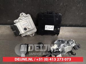 Suzuki Baleno Engine management computer O420325 photo 2