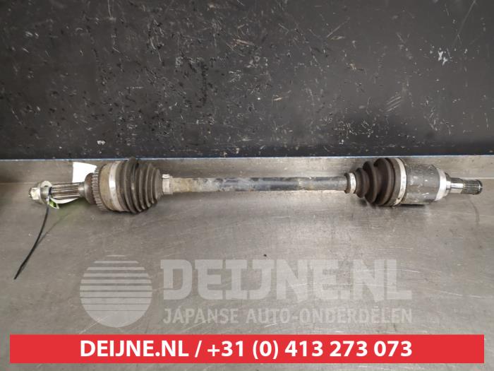 Suzuki Celerio Antriebswelle links vorne O420369