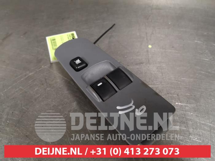 Mitsubishi Colt Combischakelaar ramen O420467