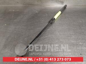 Suzuki Baleno Gasdemper links-achter O420513 foto 2