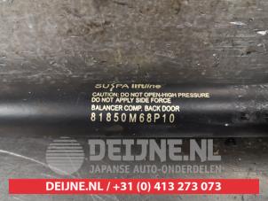 Suzuki Baleno Gasdemper links-achter O420513 foto 3