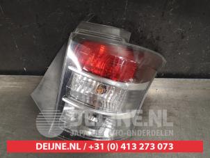 Toyota IQ Rücklicht rechts O420848 foto 2