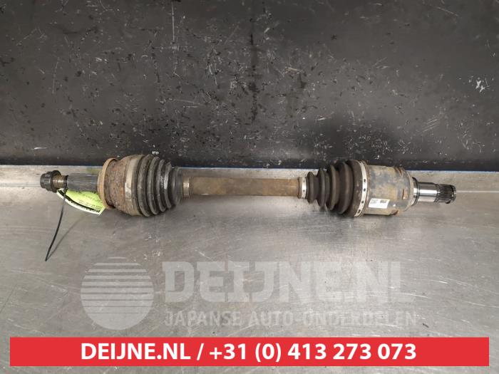 Toyota Rav-4 Antriebswelle links vorne O421048