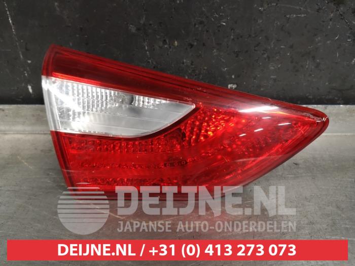 Hyundai I30 Achterklep reflector links O421102