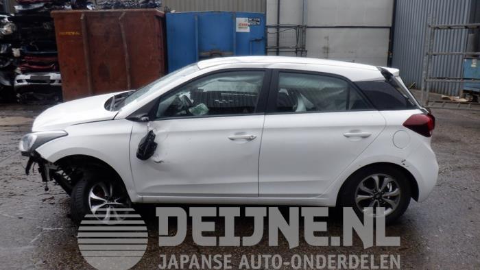 Hyundai I20 Portier 4Deurs links-achter O421356