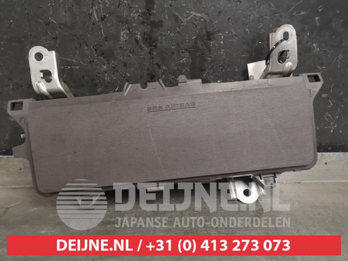 Toyota IQ Airbag knie links O421468