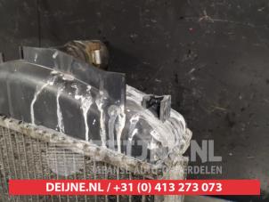 Toyota IQ Ladeluftkühler O421472 foto 3