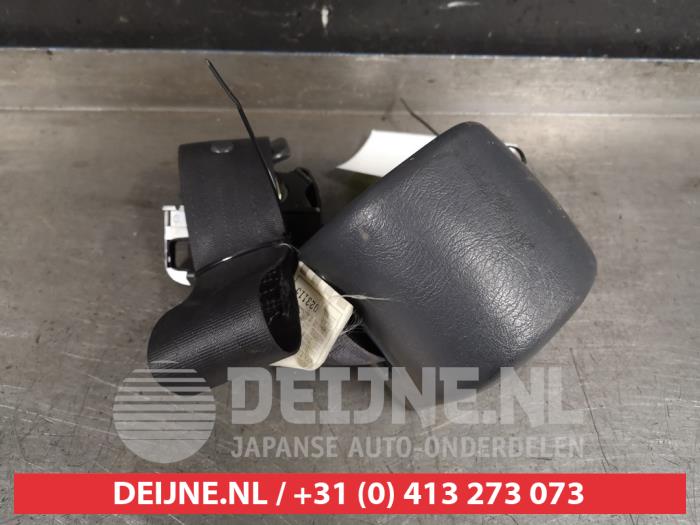 Toyota Starlet Rear seatbelt, left O421511