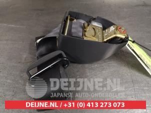 Toyota Starlet Rear seatbelt, left O421511 photo 2