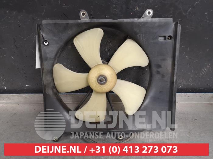 Toyota Starlet Kühlgebläse O421525
