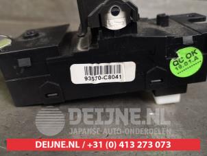 Hyundai I20 Multi-functional window switch O421681 photo 3