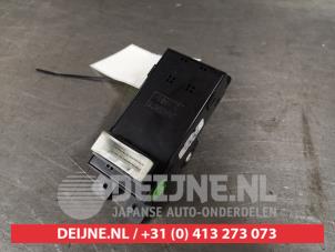 Hyundai I20 Multi-functional window switch O421681 photo 2