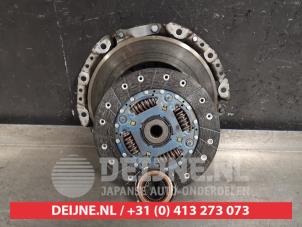 Gebruikte Koppelingsset (compleet) Hyundai i20 (GBB) 1.2i 16V Prijs € 75,00 Margeregeling aangeboden door V.Deijne Jap.Auto-onderdelen BV