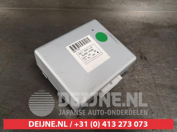 Kia Venga DC/DC converter O421805