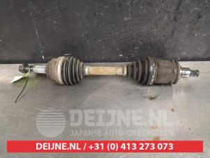 Gebruikte Steekas links-voor Toyota RAV4 (A2) 2.0 D-4D 16V 4x4 Prijs € 60,00 Margeregeling aangeboden door V.Deijne Jap.Auto-onderdelen BV