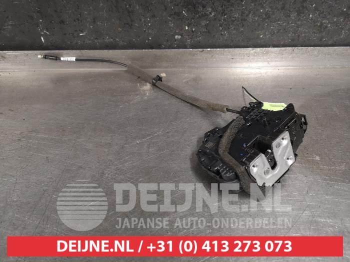Nissan Micra Deurslot Mechaniek 4Deurs links-achter O421958