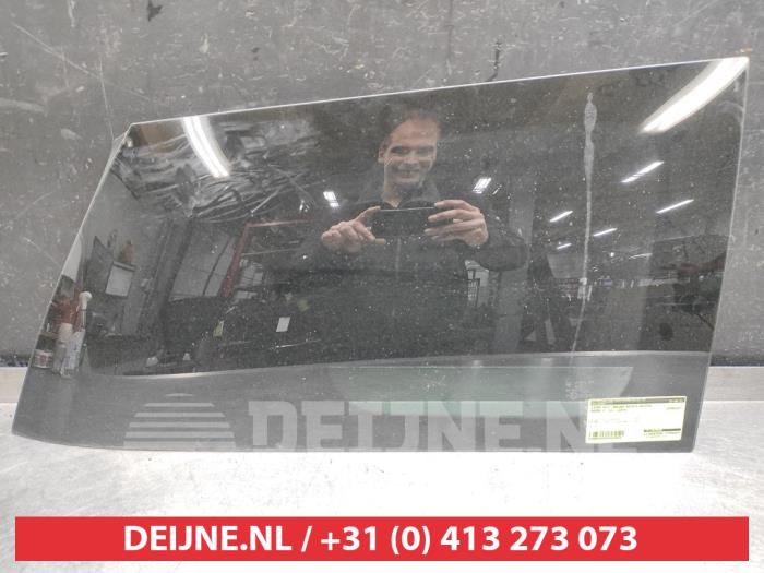 Mazda 5 Extra Ruit 4Deurs rechts-achter O422031
