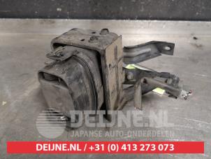 Mitsubishi Carisma Nebelscheinwerfer links vorne O422114 foto 2