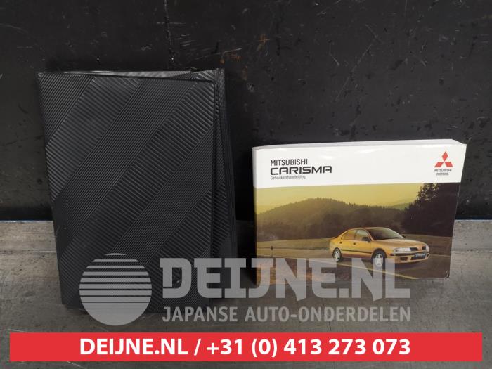 Mitsubishi Carisma Instruction Booklet O422180
