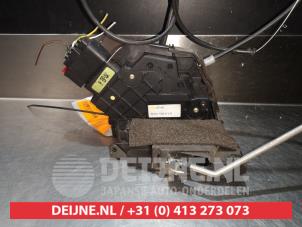 Mazda 3 Türschlossmechanik 4-türig links hinten O280005 foto 2