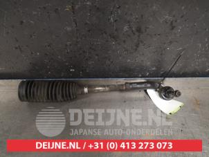 Gebruikte Spoorstang rechts Mazda 5 (CWA9) 1.8i 16V Prijs € 30,00 Margeregeling aangeboden door V.Deijne Jap.Auto-onderdelen BV