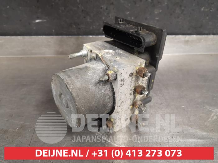Gebruikte ABS Pomp Toyota Corolla (E12) 1.8 16V VVT-i Prijs € 50,00 Margeregeling aangeboden door V.Deijne Jap.Auto-onderdelen BV