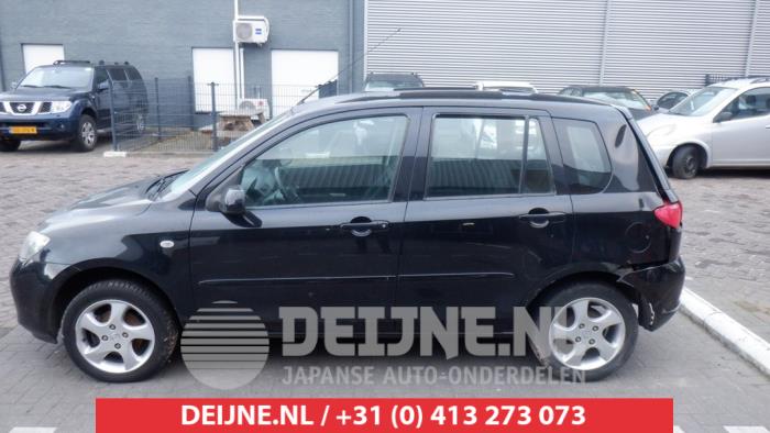 Mazda 2 Portier 4Deurs links-achter O423018