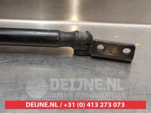 Mitsubishi Colt Gasdemper rechts-achter O295174 foto 3