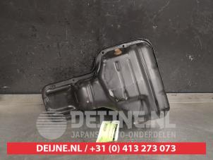 Gebruikte Carterpan Toyota Corolla (E12) 1.6 16V VVT-i Prijs € 35,00 Margeregeling aangeboden door V.Deijne Jap.Auto-onderdelen BV