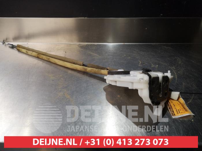 Mazda 2 Deurslot Mechaniek 4Deurs links-achter O279977
