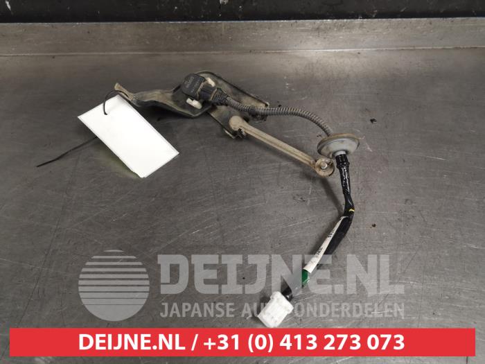 Mitsubishi ASX Xenon hoogteregelaar O424095
