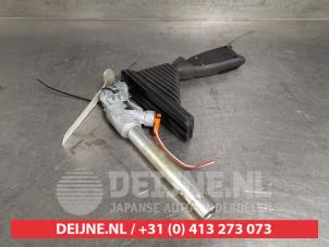Nissan Qashqai Front seatbelt buckle, left O424307 photo 2