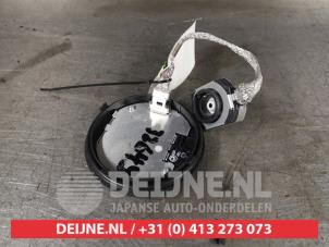 Gebruikte Xenon module Suzuki SX4 S-Cross (JY) 1.6 16V AllGrip Prijs € 75,00 Margeregeling aangeboden door V.Deijne Jap.Auto-onderdelen BV