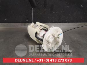 Mazda 6 Electric fuel pump O424723 photo 2