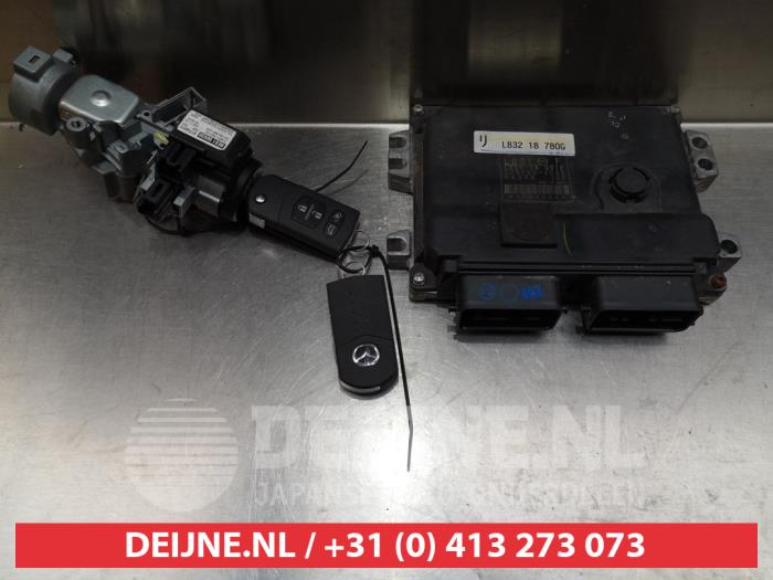 Mazda MX-5 Computer Motormanagement O344197