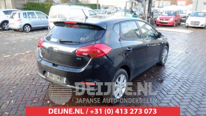 Kia Ceed Rücklicht rechts O425438