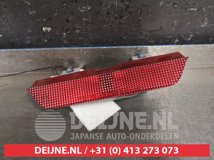 Toyota Rav-4 Third brake light O425460