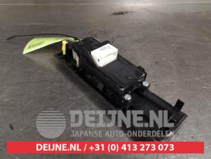 Toyota Corolla Verso Kombischalter Fenster O425698 foto 2
